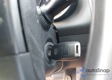 2017 Kia Forte Lx из США, поврежденный, VIN 3KPFK4A7XHE077811